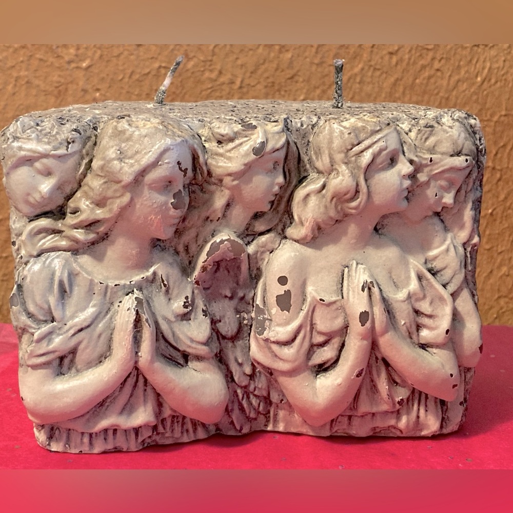 Greek godess molded sculpture candle